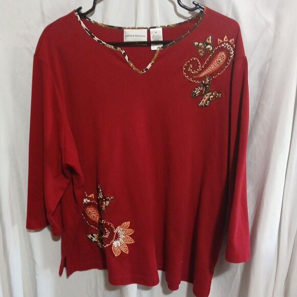 Alfred Dunner Long Sleeve Top Womans 2xl Red Embroidered  Beaded Butterflys - Picture 1 of 7